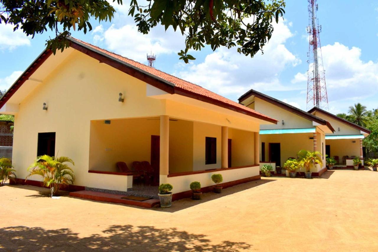 Yaswi Guest House Passikudah Экстерьер фото