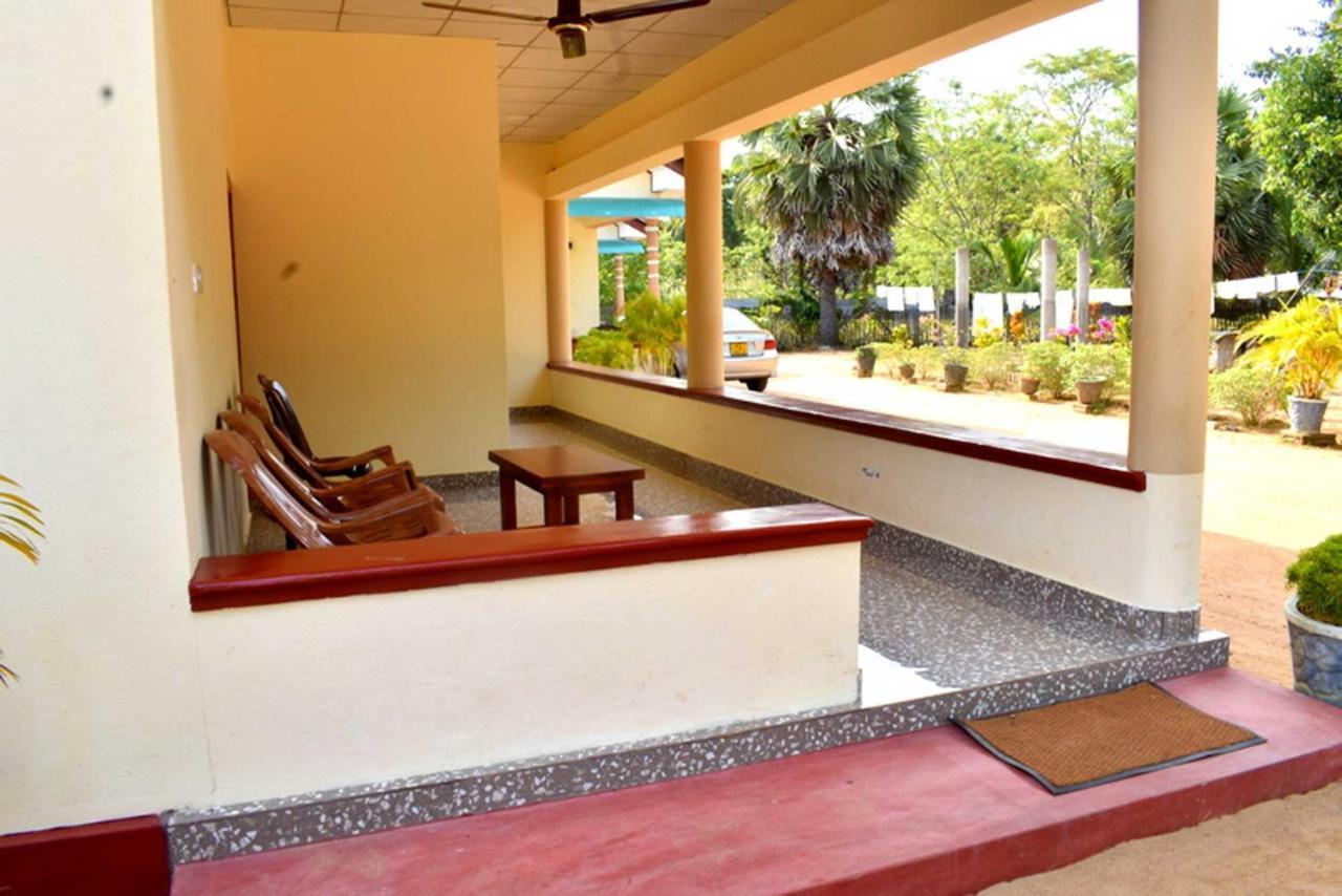 Yaswi Guest House Passikudah Экстерьер фото