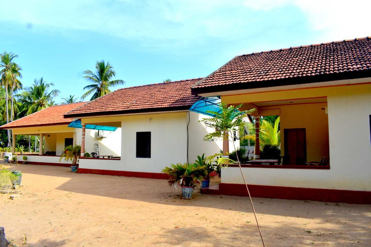 Yaswi Guest House Passikudah Экстерьер фото