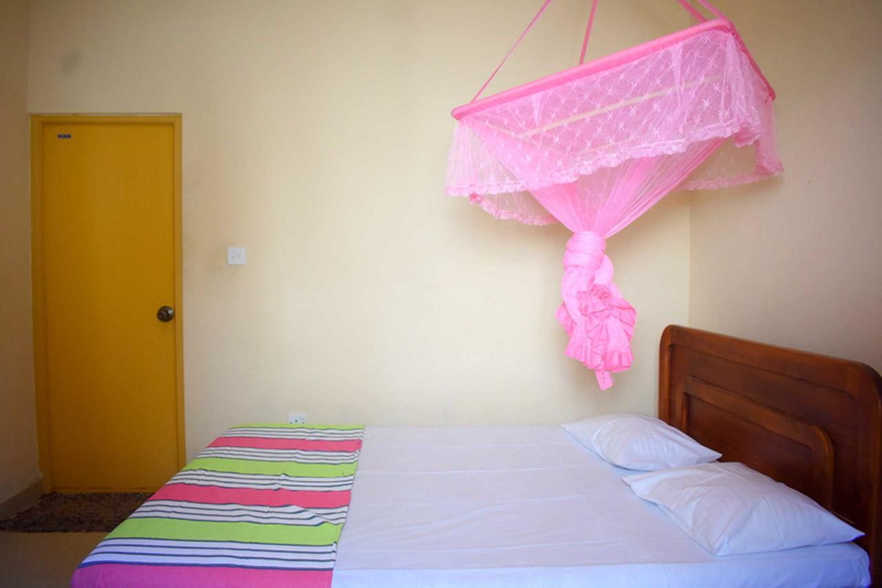 Yaswi Guest House Passikudah Экстерьер фото